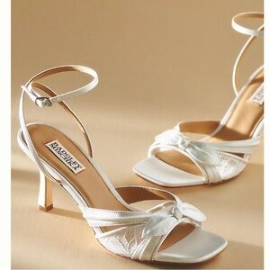 Badgley Mischka Women's Joselyn Heeled White Satin Sandal Size 8